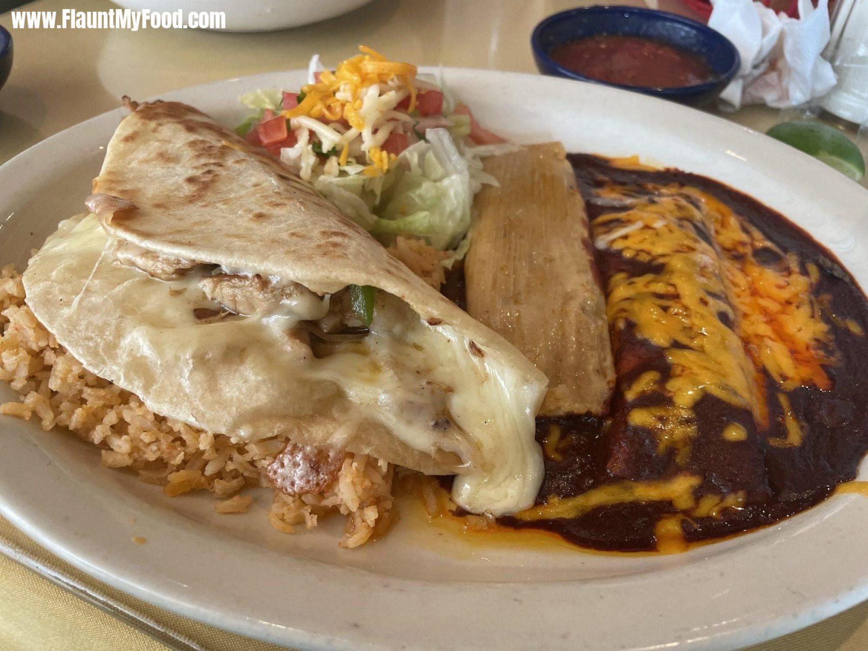 Quatro plate at Esperanza‘s near downtown Fort Worth TexasLocated near Park Place and eighth Street near the medical district in Fort Worth Texas lies Esperanza‘s Mexican restaurant. With a homey feel and a great deal of comfort Mexican food and bakery.