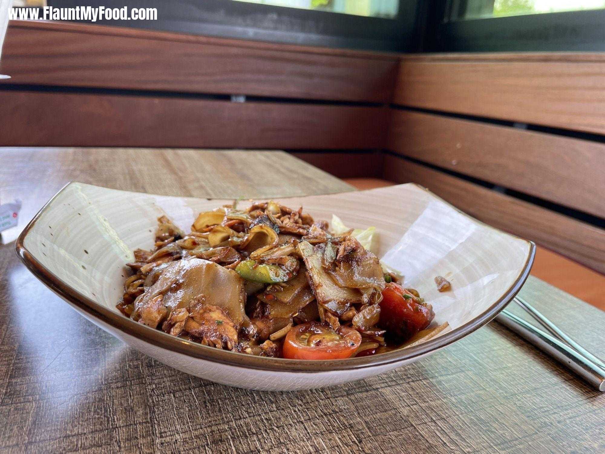 Drunken Noodles with Chicken